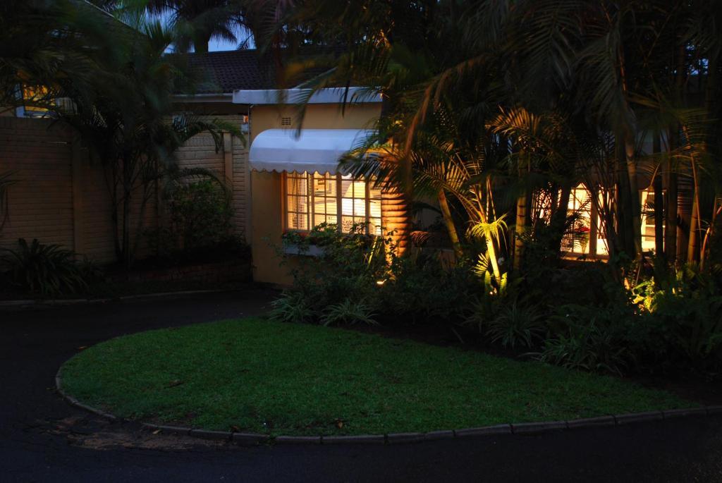 Duikerfontein Bed And Breakfast ダーバン エクステリア 写真